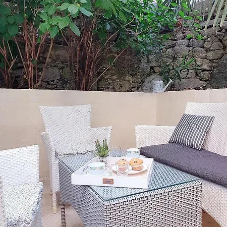 Semesterbostad Holiday Dunja